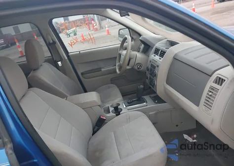 2011 Ford Escape Xlt z USA, uszkodzony, nr VIN 1FMCU0D74BKA13877